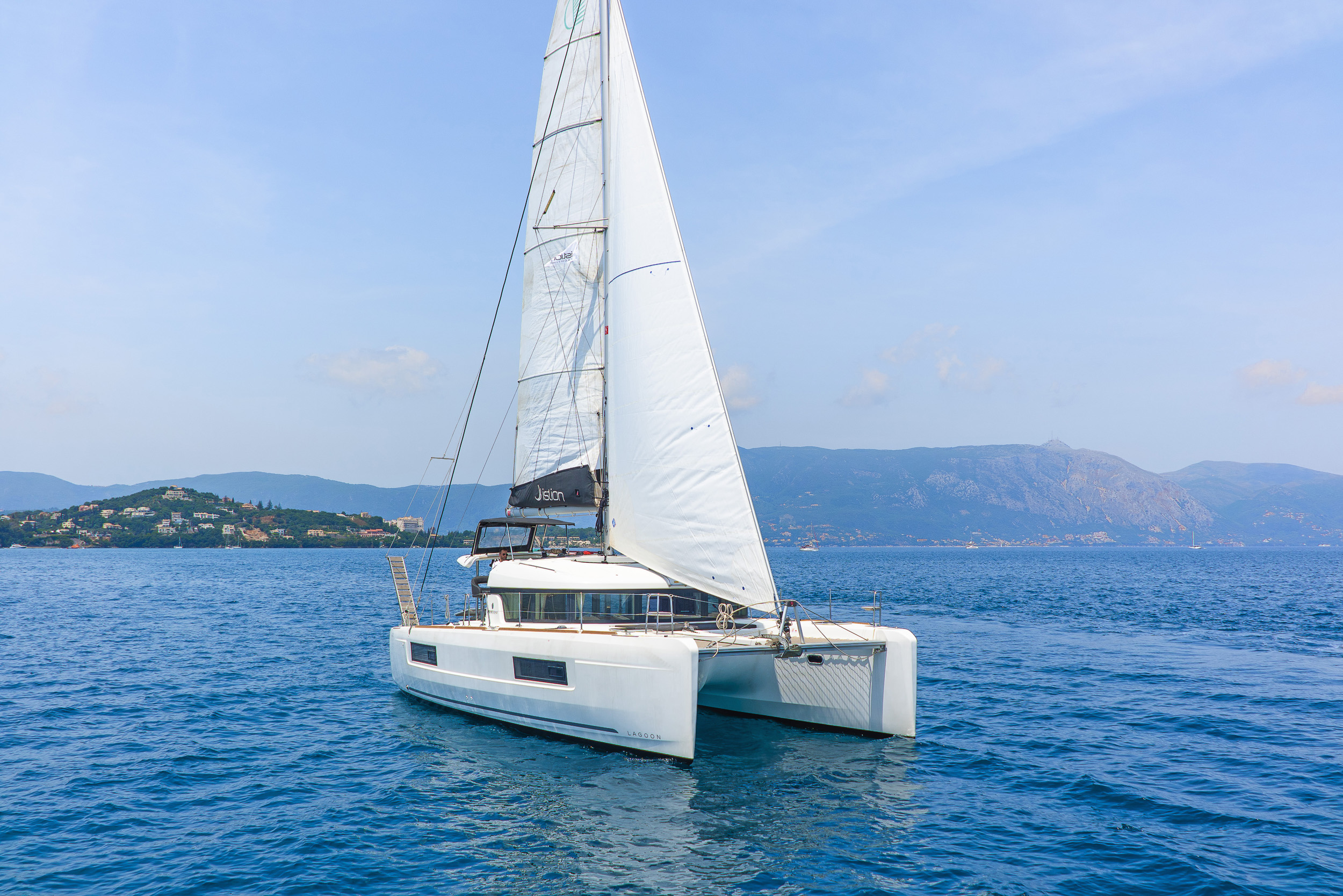 Photo #5 - Lagoon 40 - 4 + 2 cab (Thalasea) in Corfu - 29070