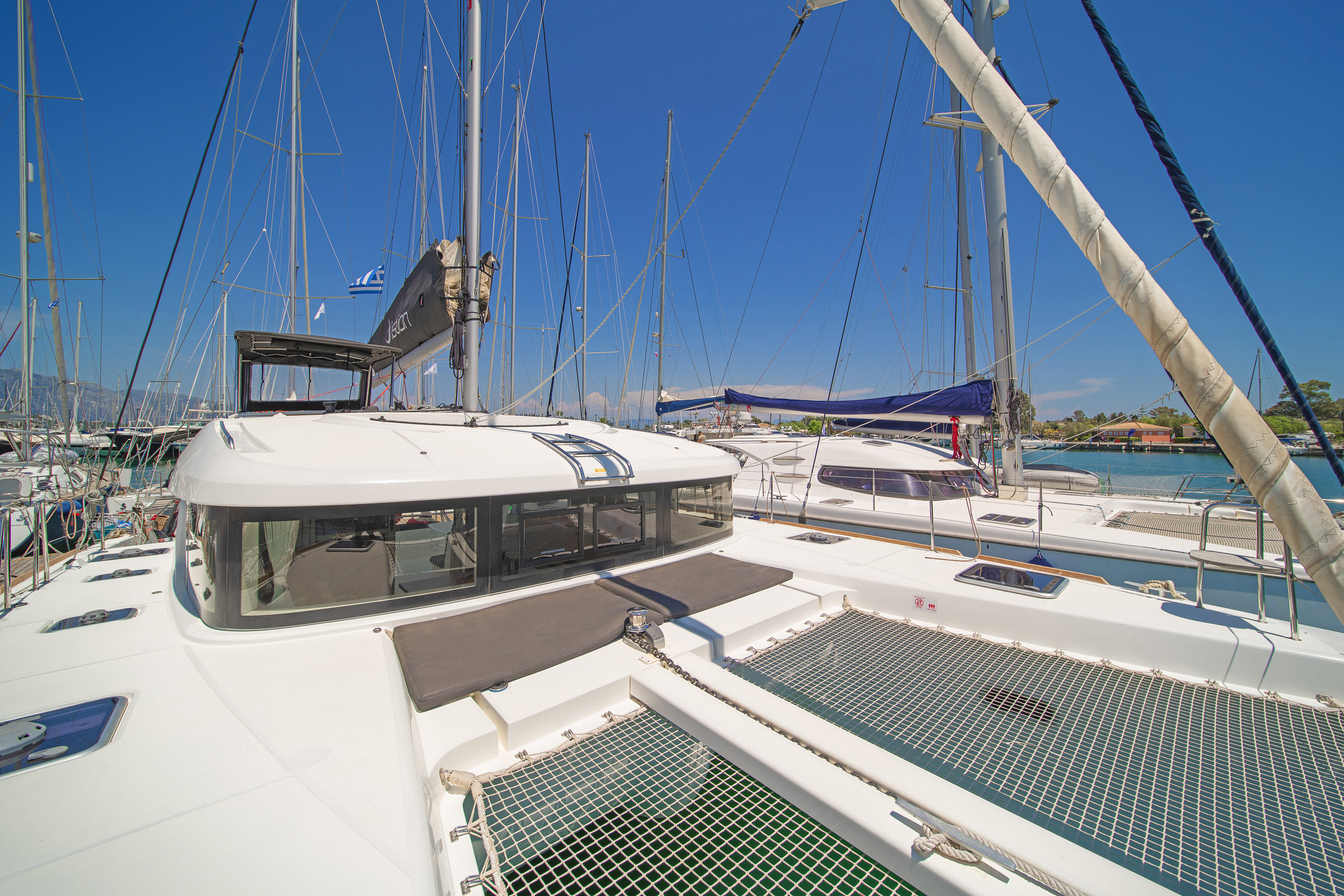 Photo #10 - Lagoon 40 - 4 + 2 cab (Thalasea) in Corfu - 29070
