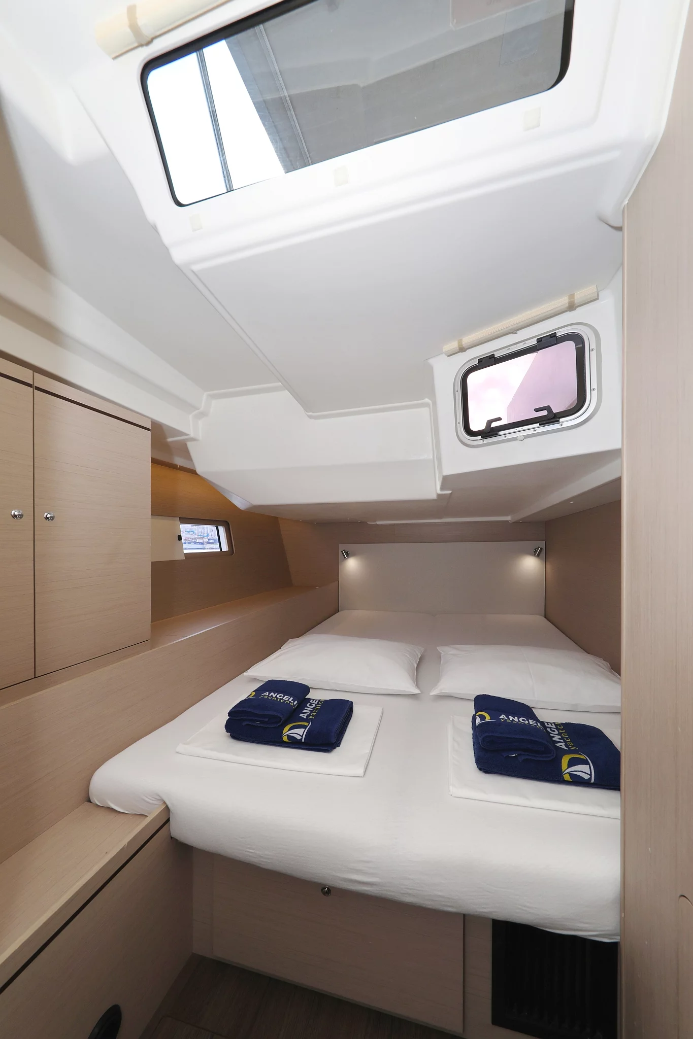 Oceanis 51.1 - 5 + 1 cab. (Air 1)  - 23