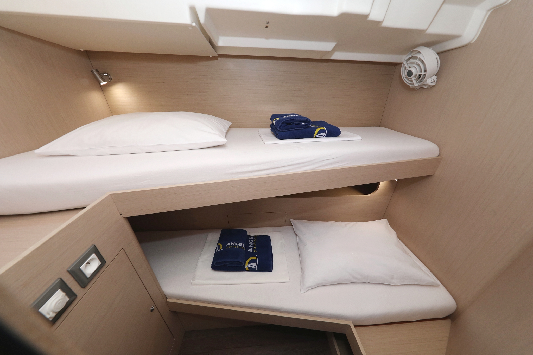 Photo #28 - Oceanis 51.1 - 5 + 1 cab. (Air 1) en Trogir - 29118