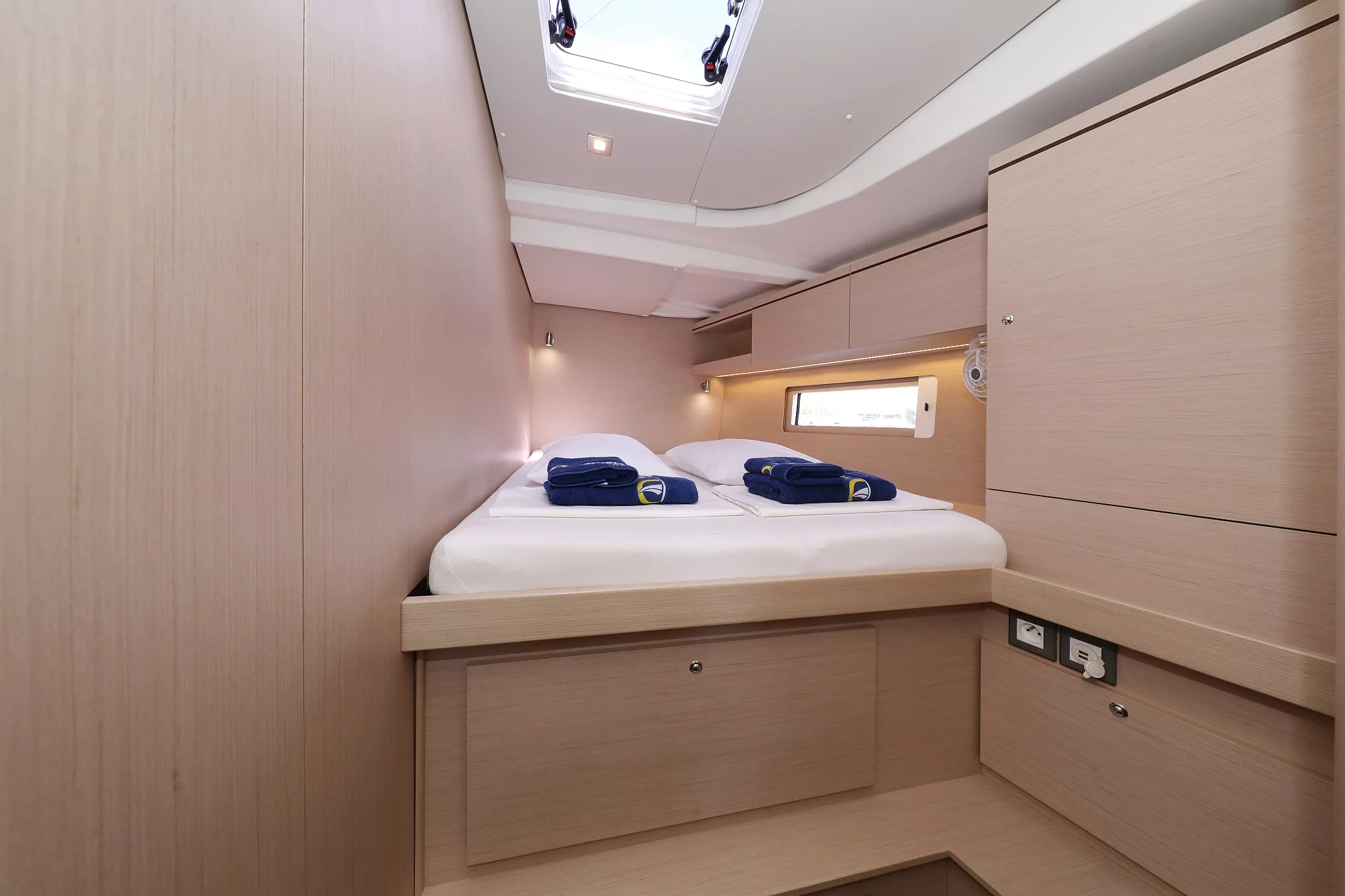 Oceanis 51.1 - 5 + 1 cab. (Air 1)  - 29