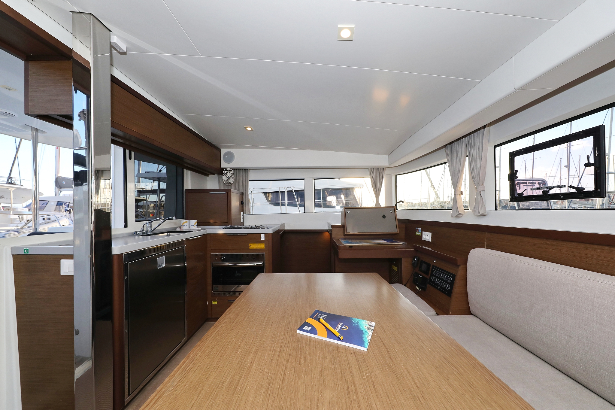 Photo #15 - Lagoon 40 - 4 + 2 cab (Mars) en Vodice - 29124