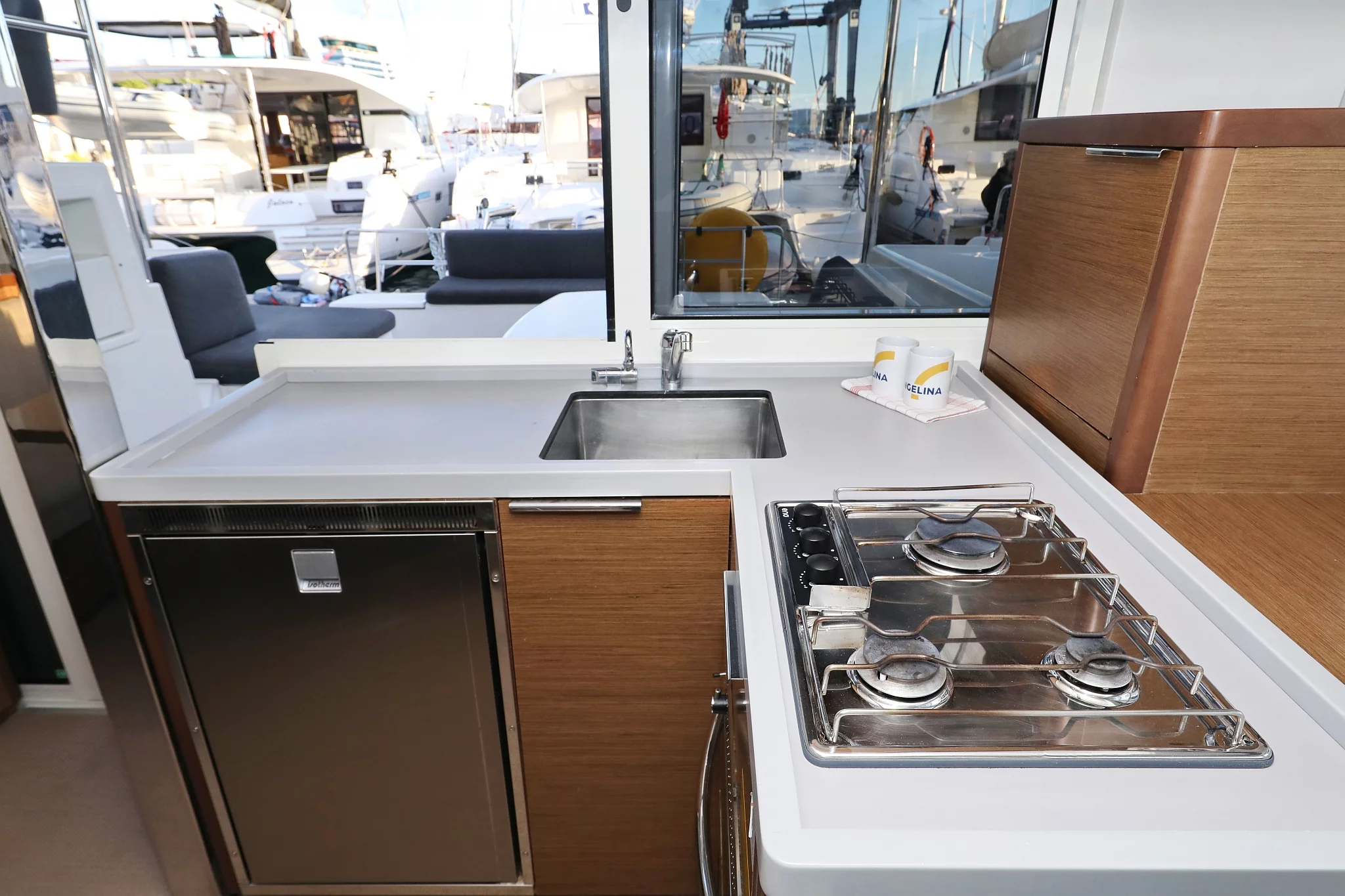 Lagoon 40 - 4 + 2 cab (Mars)  - 20