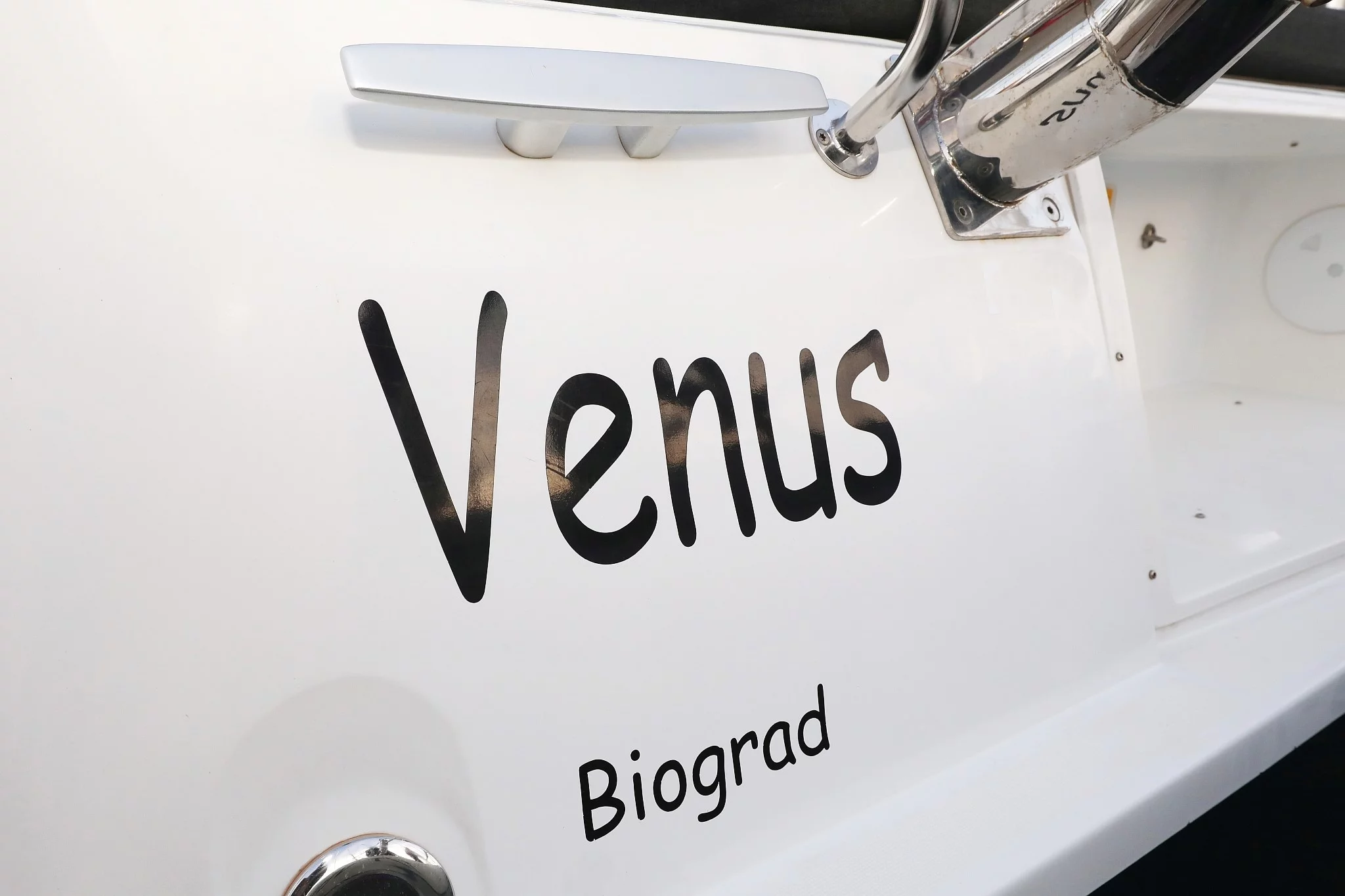 Lagoon 40 - 4 + 2 cab (Venus)  - 38