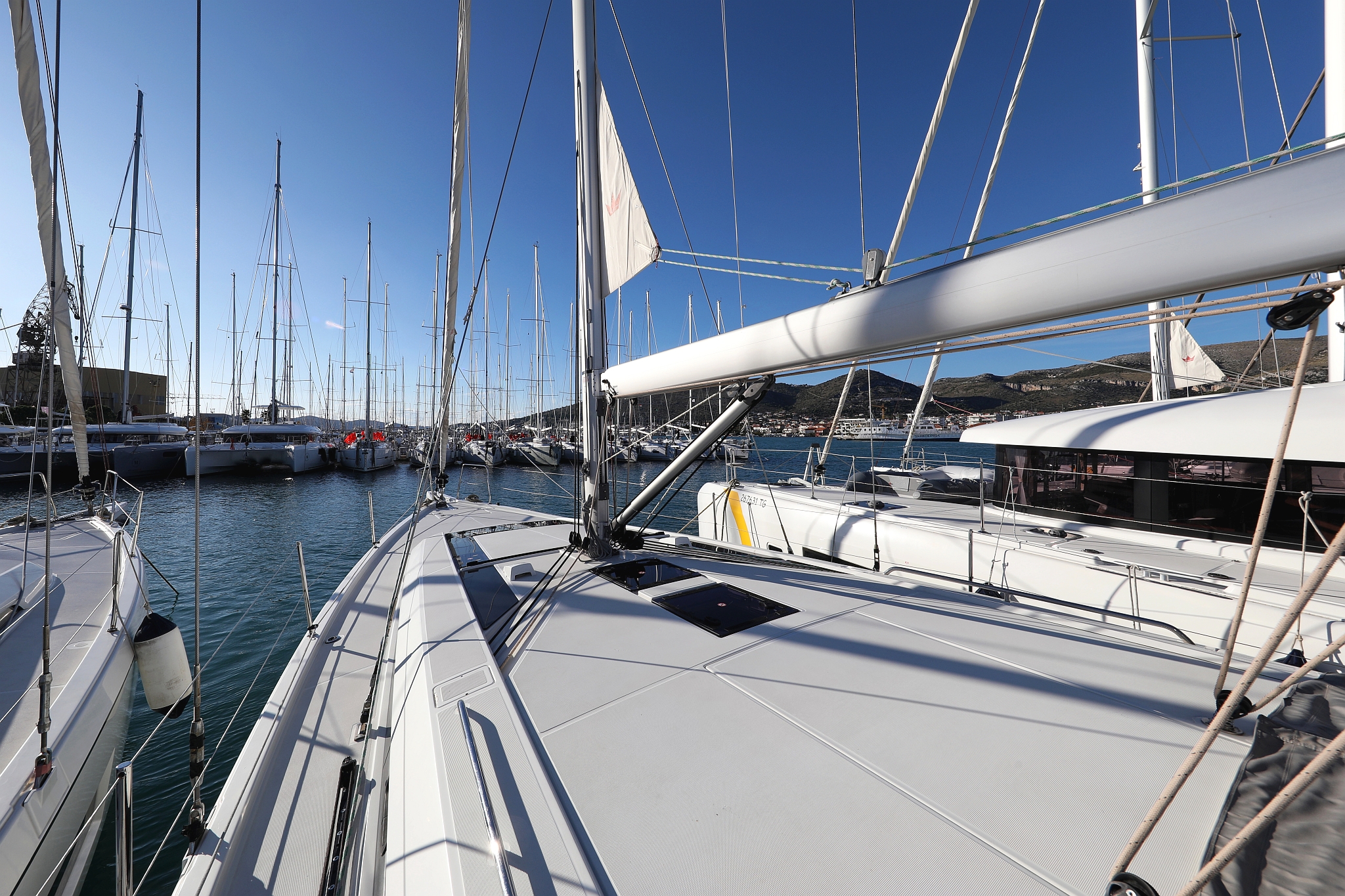 Photo #10 - Oceanis 46.1 - 4 cab. (Auf Kurs) in Trogir - 29129