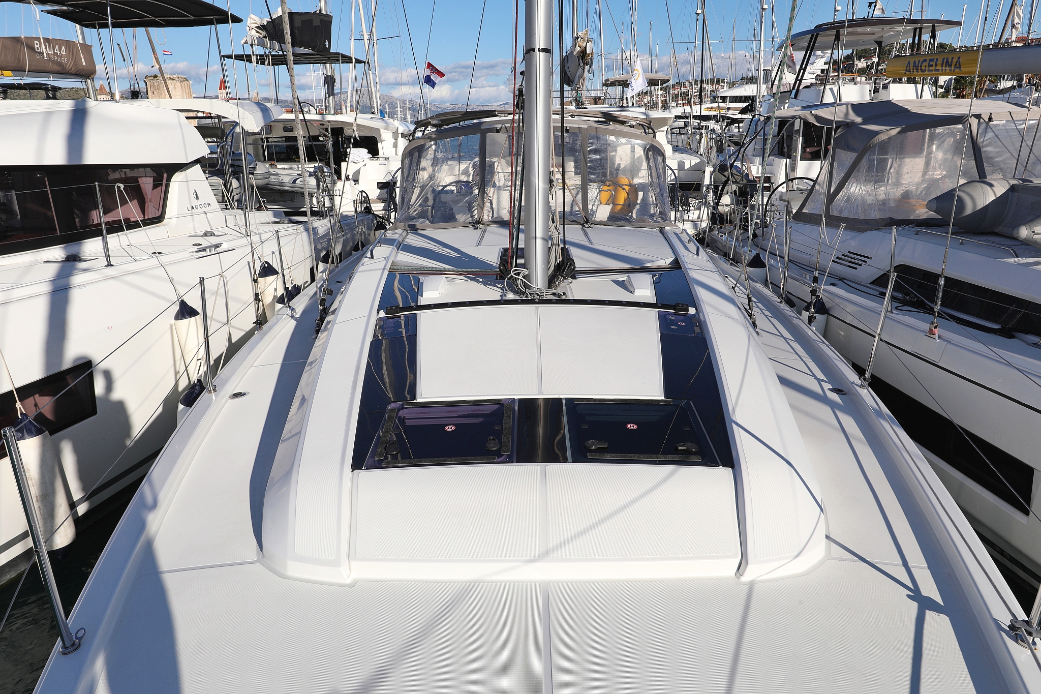 Photo #11 - Oceanis 46.1 - 4 cab. (Auf Kurs) in Trogir - 29129