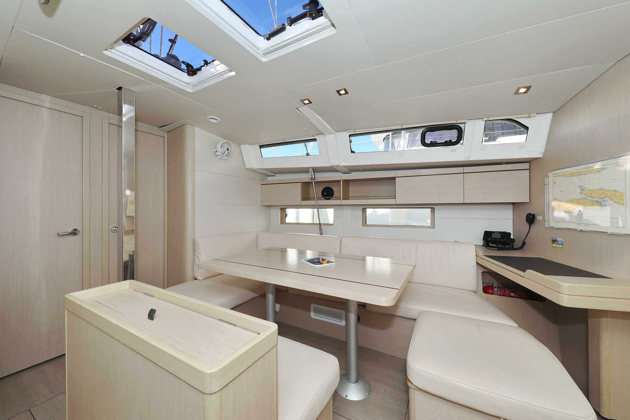 Photo #16 - Oceanis 46.1 - 4 cab. (Auf Kurs) in Trogir - 29129