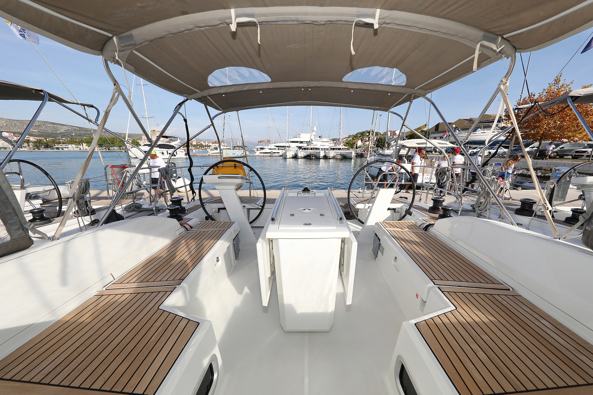 Photo #6 - Oceanis 46.1 - 4 cab. (Ladybug) en Trogir - 29130