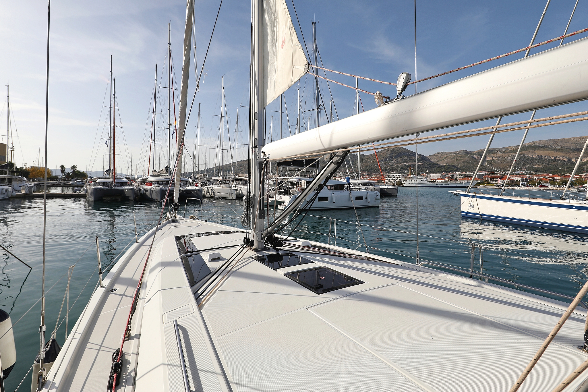 Photo #5 - Oceanis 46.1 - 4 cab. (Sasool) in Trogir - 29132