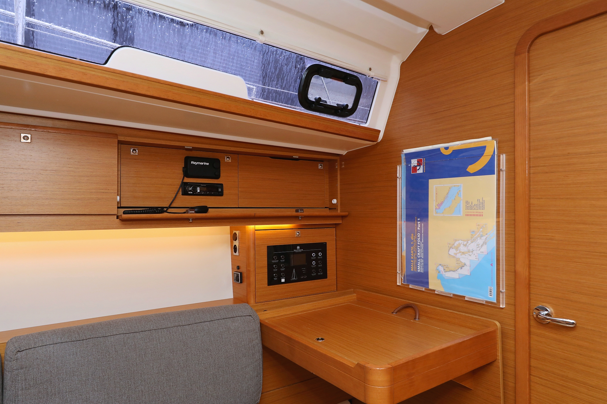 Photo #46 - Dufour 430 - 3 cab. (Maryland) en Sibenik - 29140