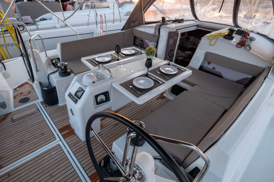 Photo #8 - Sun Odyssey 440 (Loleta) in Lefkada - 29157