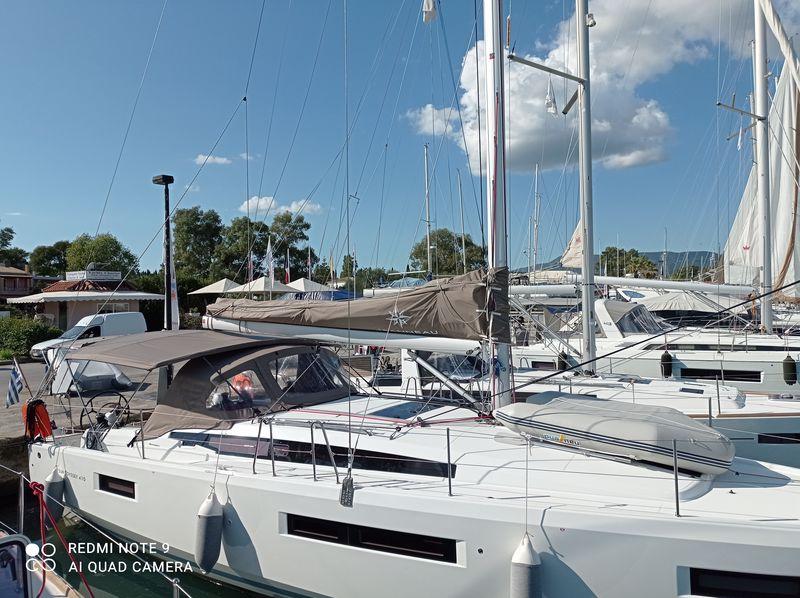 Photo #6 - Sun Odyssey 410 - 3 cab. (Elcano) in Lefkada - 29159