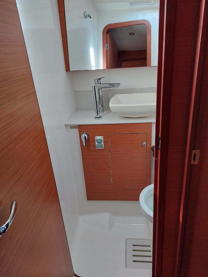 Photo #11 - Dufour 520 GL (CARUSO) in Kotor - 29186