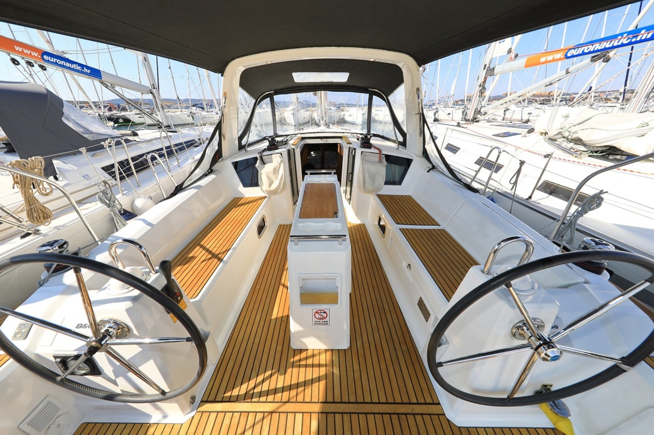 Photo #4 - Oceanis 38.1 (Reya) in Biograd - 29198