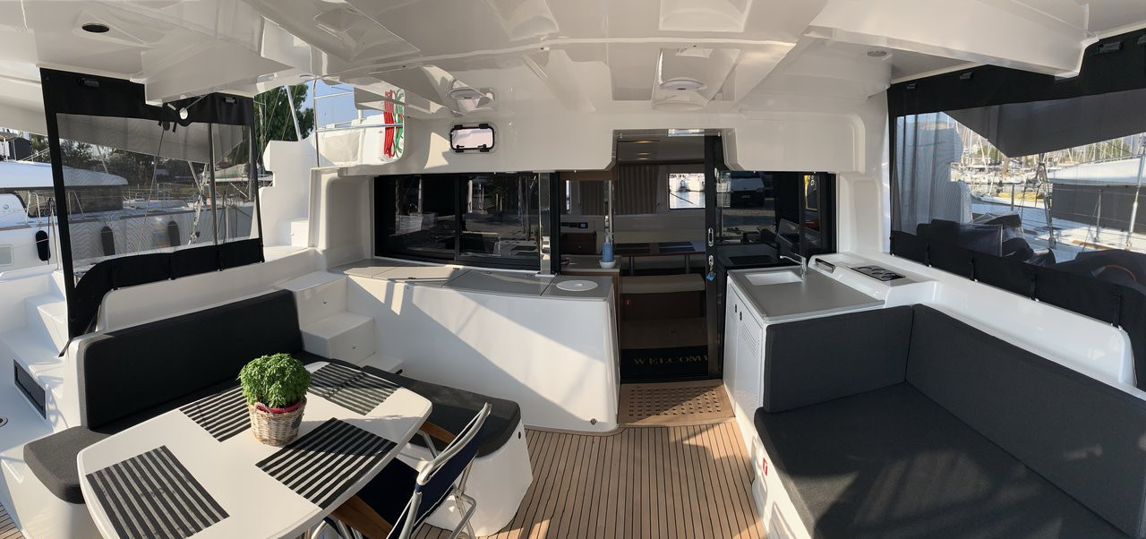 Photo #6 - Lagoon 46 - 4 + 2 cab. (Diamond Seas) in Athen - 29246