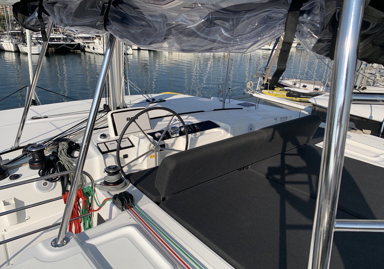 Photo #11 - Lagoon 46 - 4 + 2 cab. (Diamond Seas) in Athen - 29246