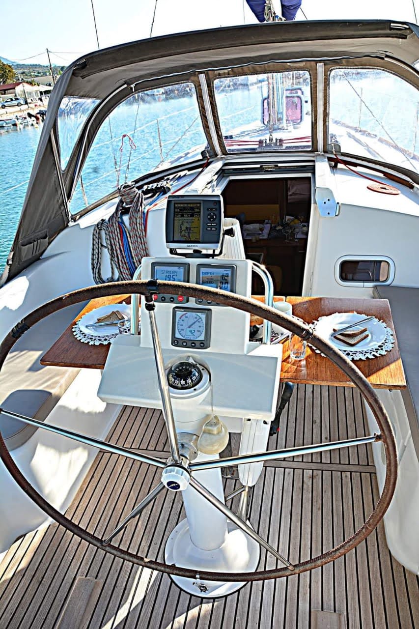 Photo #5 - Oceanis 37 (Mary) in Paleros - 29258