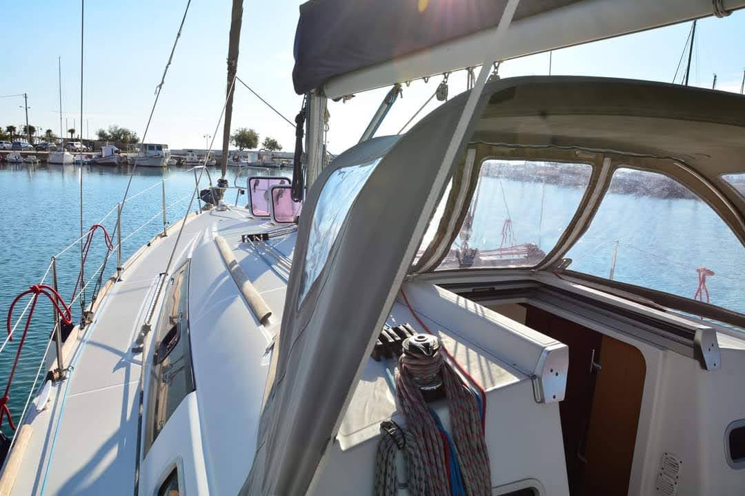 Photo #8 - Oceanis 37 (Mary) in Paleros - 29258