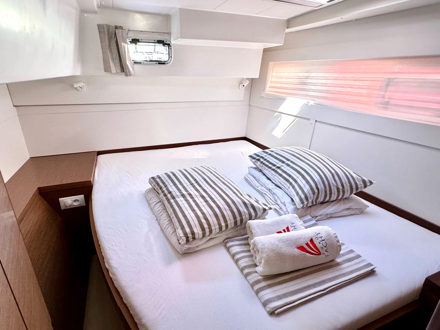 Lagoon 40 - 4 + 2 cab (Sail Away)  - 11