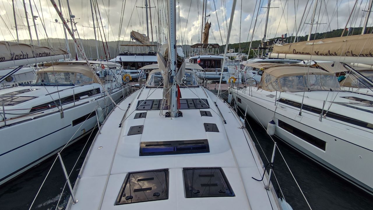 Photo #5 - Dufour 520 GL (MOBY SICK) en Le Marin - 29271