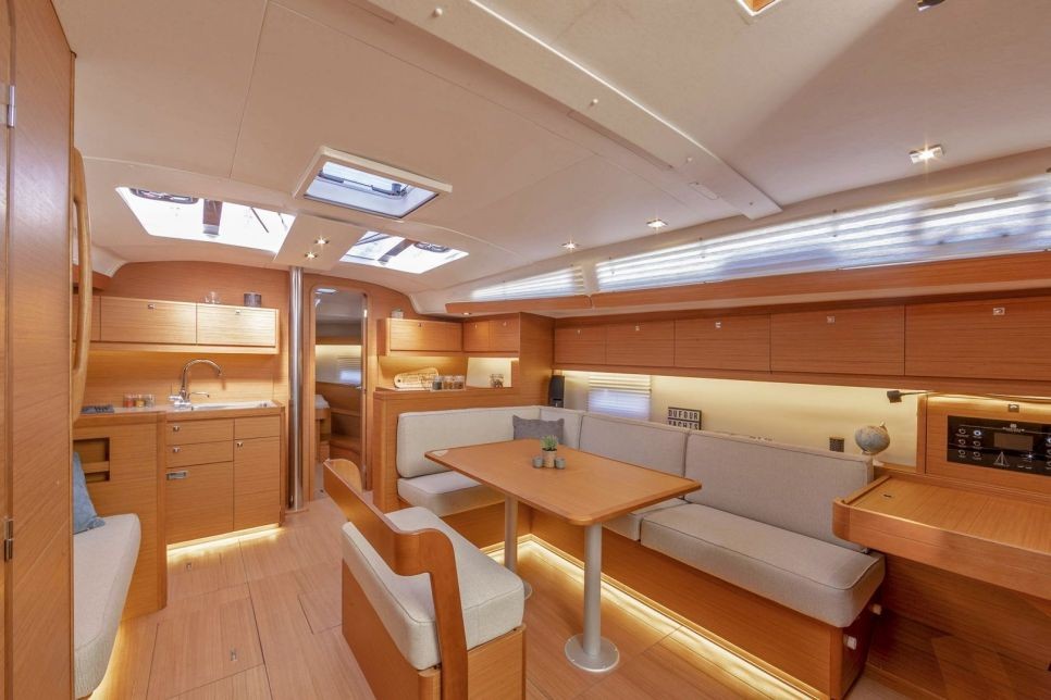 Photo #7 - Dufour 430 GL (SUNNY MANGO) en Anse Marcel - 29292