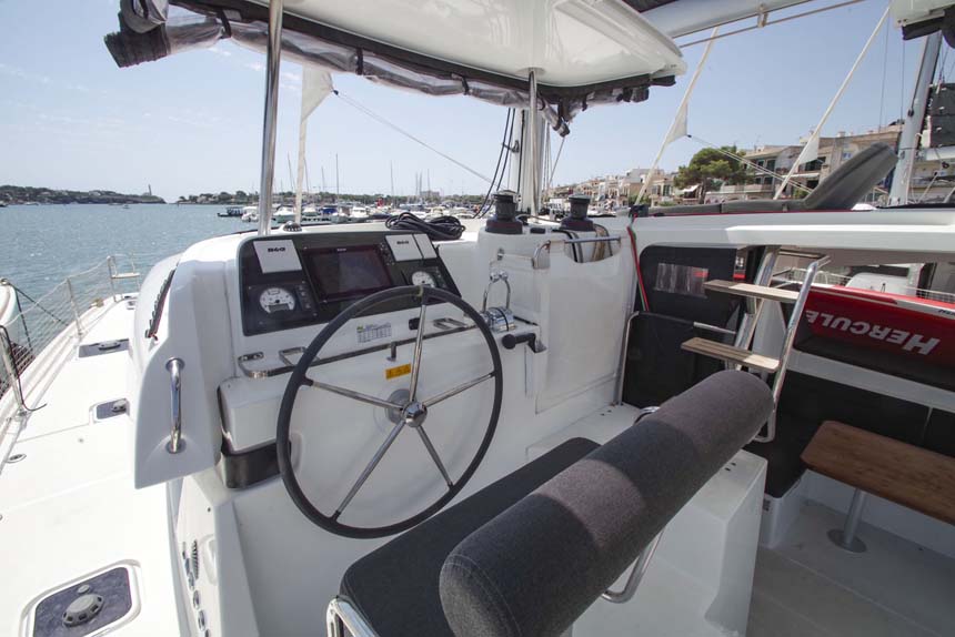 Photo #17 - Lagoon 42 - 4 + 2 cab. (DayElli) en Portocolom - 29320