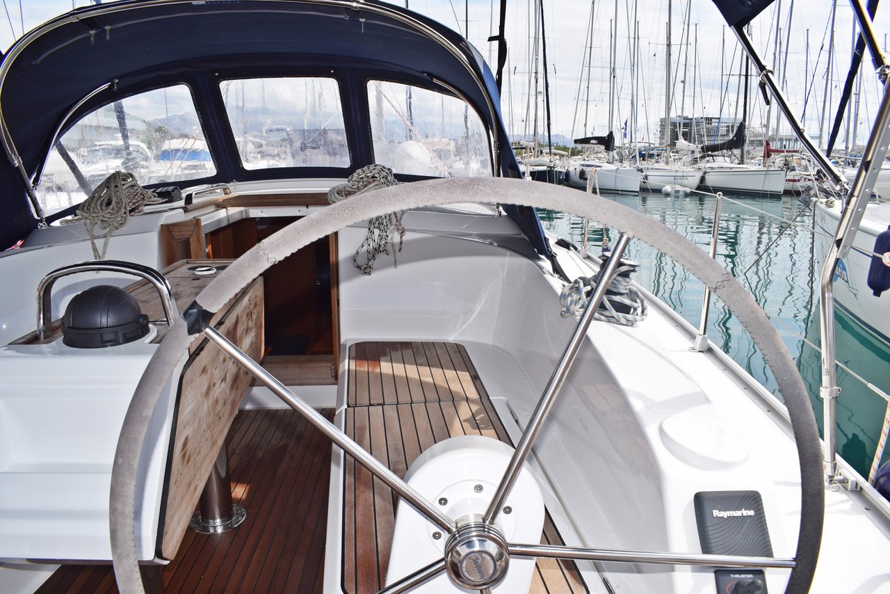 Photo #5 - Bavaria Cruiser 37 - 3 cab. (Šešula) en Kastela - 29344