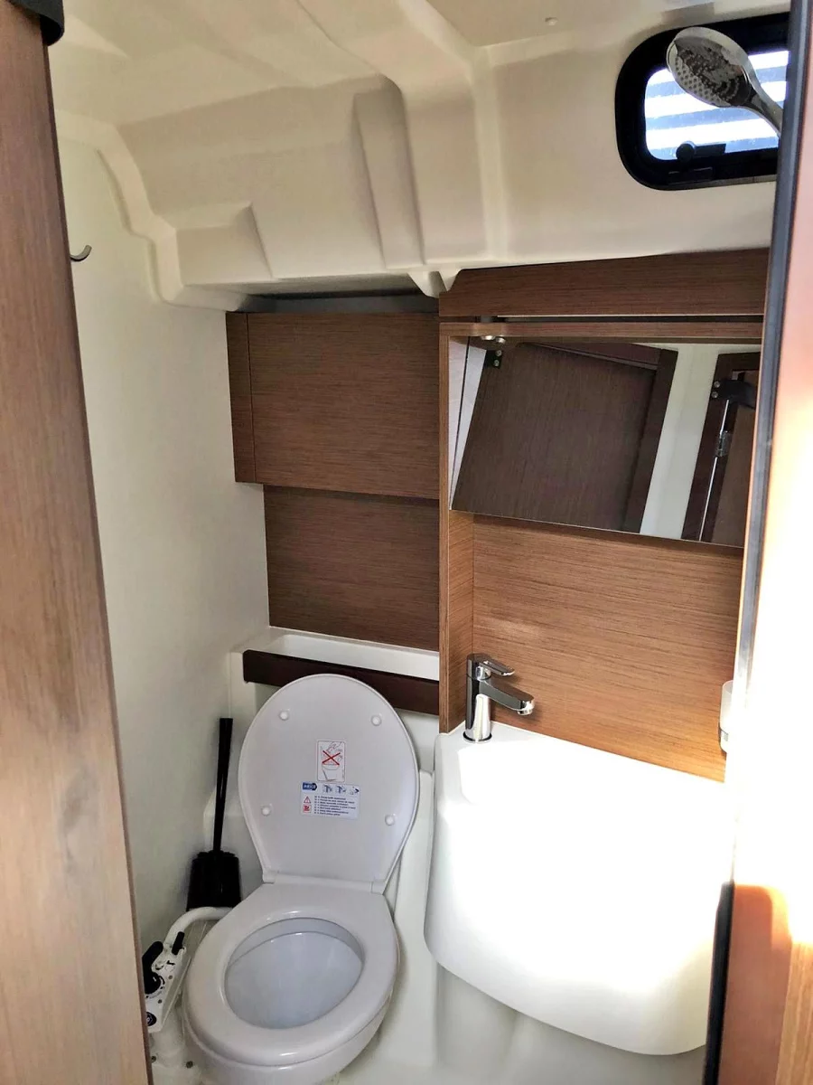 Oceanis 51.1 - 5 + 1 cab. (Pearl Dreams)  - 26