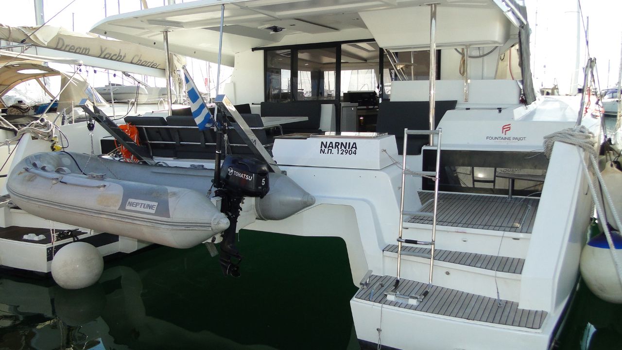 Photo #1 - Fountaine Pajot Astrea 42 - 3 + 2 cab. (NARNIA) en Athènes - 29380