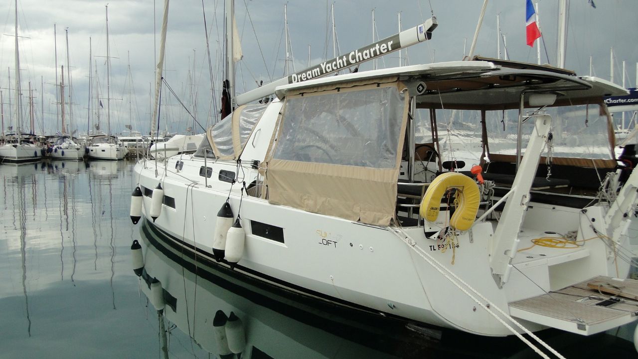 Photo #1 - Sun Loft 47 - 6 + 1 cab. (CYTISE) en Atenas - 29401