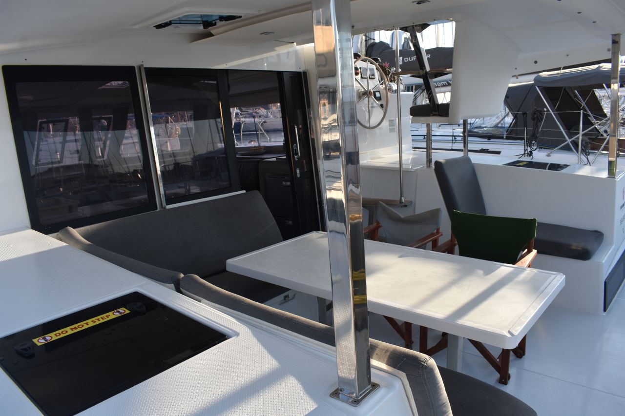 Photo #4 - Fountaine Pajot Isla 40 - 4 cab. (SEA BREEZE) in Lefkada - 29403