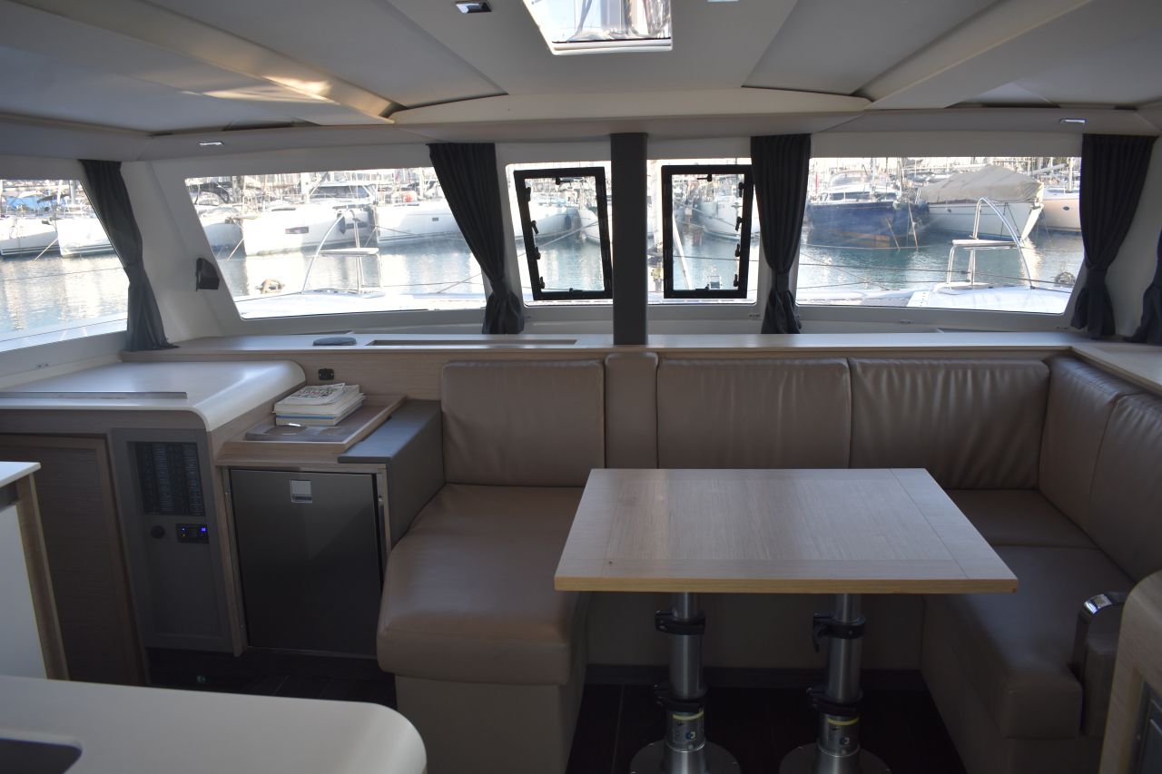 Photo #8 - Fountaine Pajot Isla 40 - 4 cab. (SEA BREEZE) in Lefkada - 29403