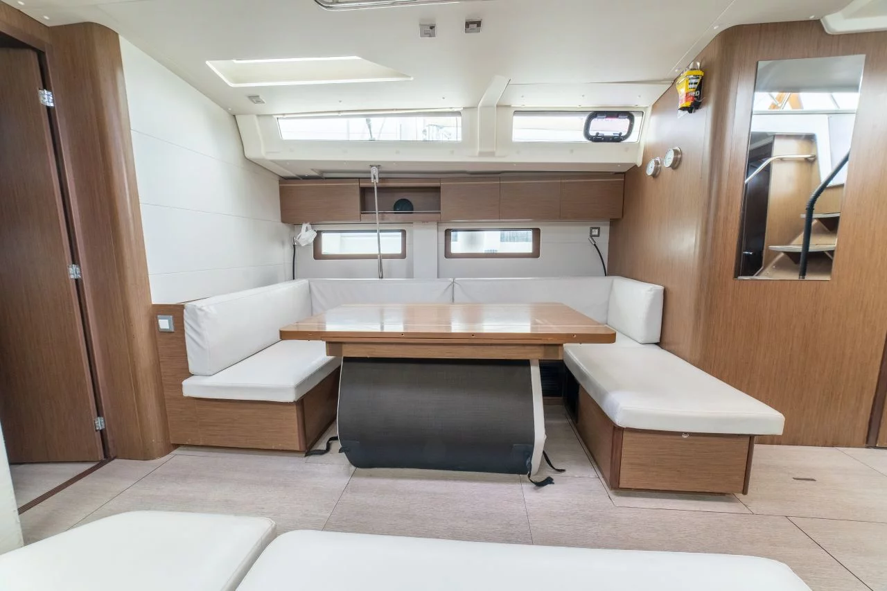 Oceanis 51.1 - 5 + 1 cab. (IBERIS)  - 9