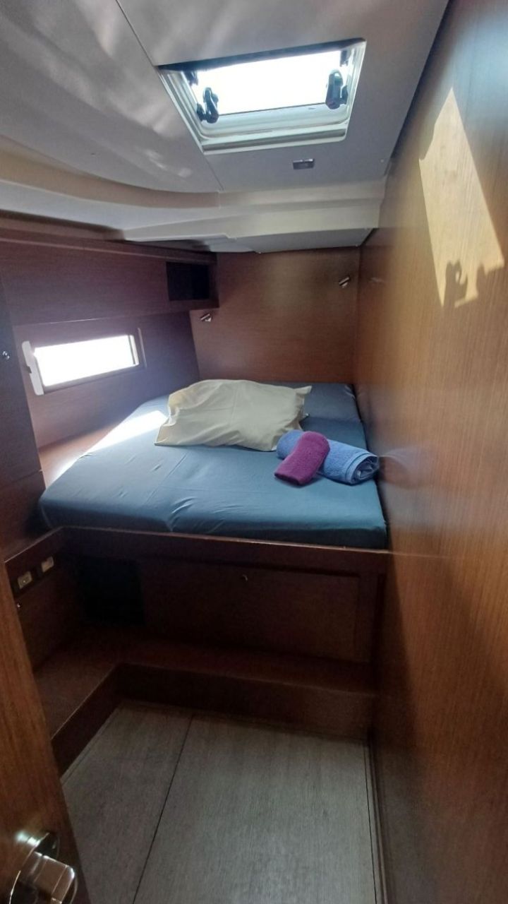 Photo #8 - Oceanis 51.1 - 5 + 1 cab. (AMPHITRITE) in Lavrion - 29423