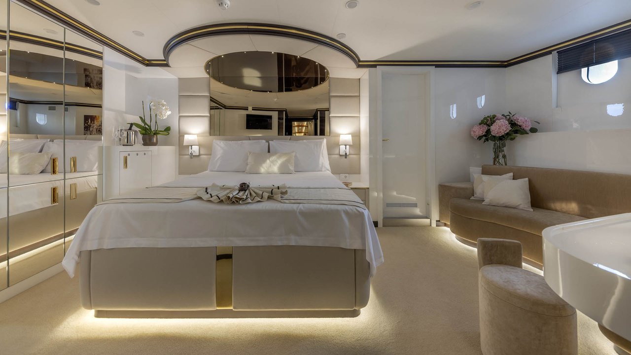 Photo #24 - MS Custom Aurum Sky (M/S Aurum Sky) in Split - 29458