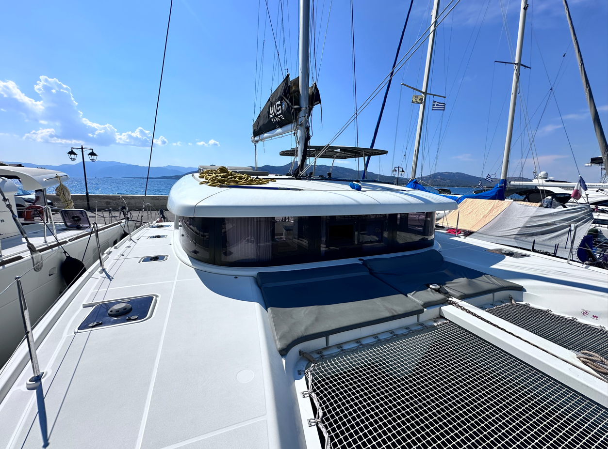 Photo #8 - Lagoon 42 - 4 + 2 cab. (Sea novels) in Paleros - 29479