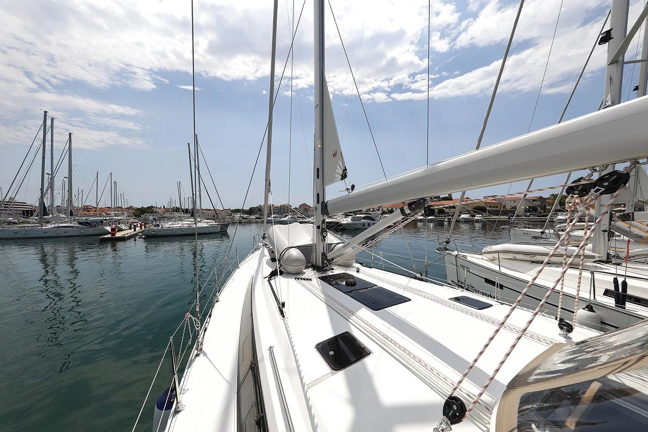 Bavaria Cruiser 46 Style - 4 cab. (Sunshine)  - 5
