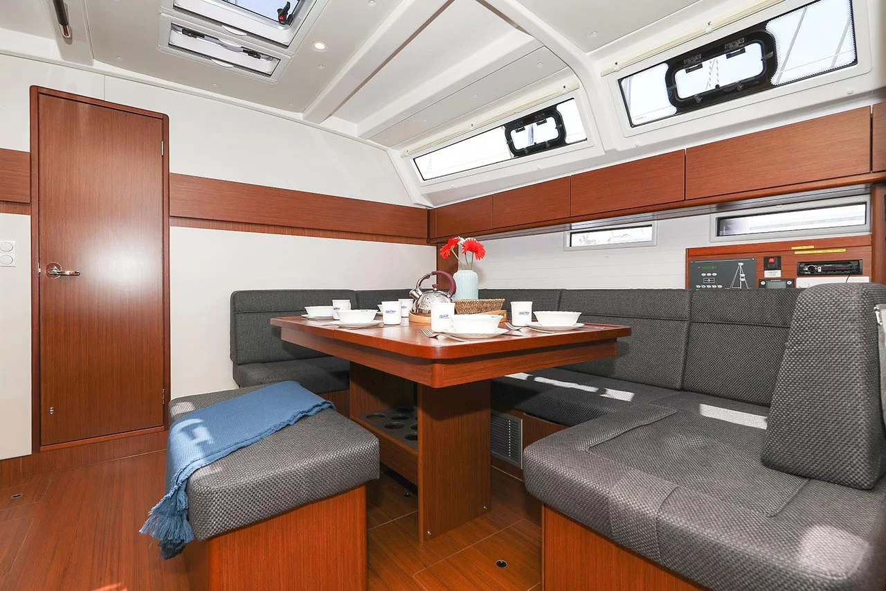 Bavaria Cruiser 46 Style - 4 cab. (Sunshine)  - 13
