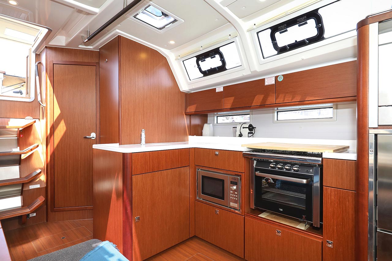 Photo #17 - Bavaria Cruiser 46 Style - 4 cab. (Sunshine) in Trogir - 29480