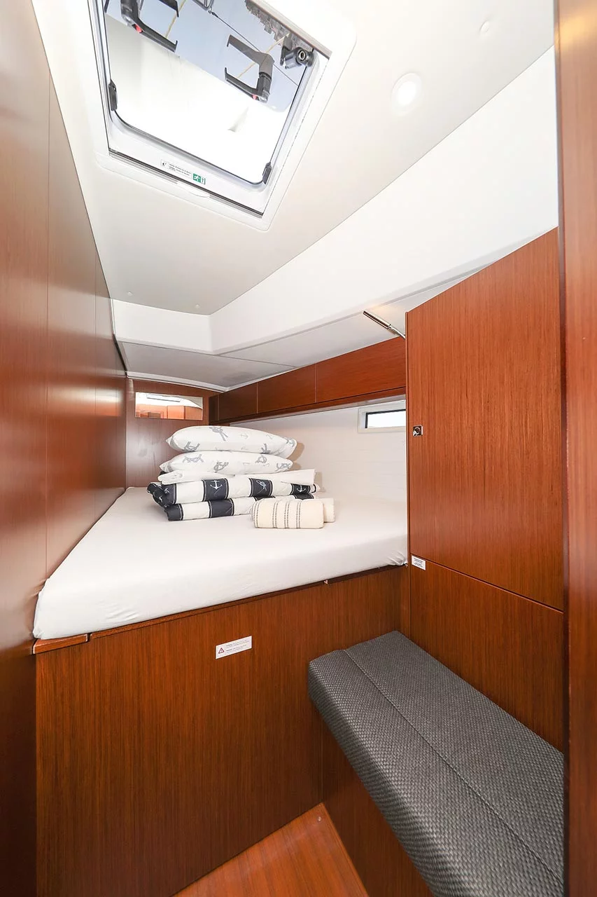 Bavaria Cruiser 46 Style - 4 cab. (Sunshine)  - 24