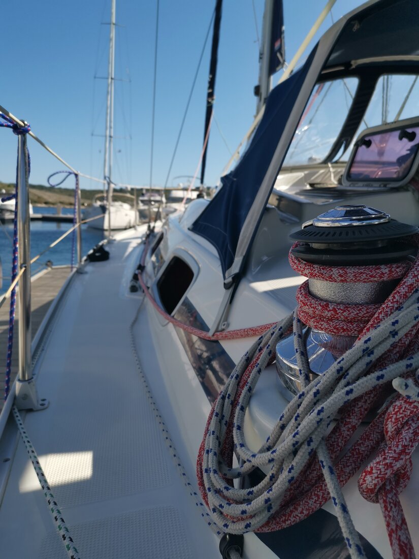 Photo #5 - Bavaria 42 Cruiser (Sea King) in Primosten - 29488