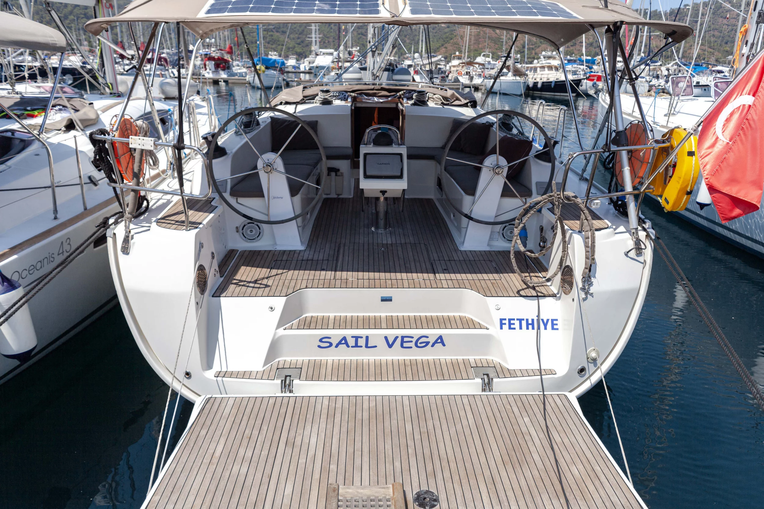 Bavaria Cruiser 46 - 4 cab. (Sail Vega)  - 2