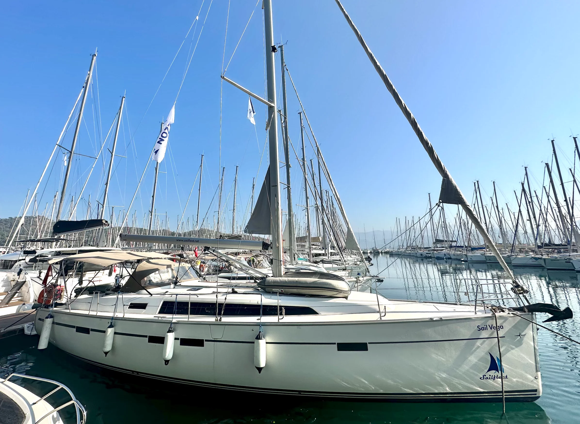 Bavaria Cruiser 46 - 4 cab. (Sail Vega)  - 3