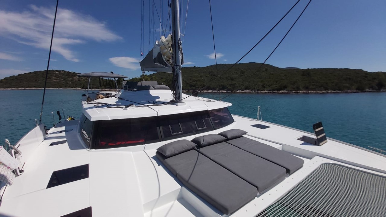 Photo #2 - Fountaine Pajot Saona 47 Quintet - 5 + 1 cab. (Desafinado) in Trogir - 29506