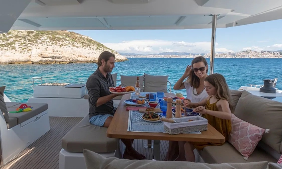 Photo #5 - Fountaine Pajot Astrea 42 - 4 + 2 cab. (Ion) in Preveza - 29533