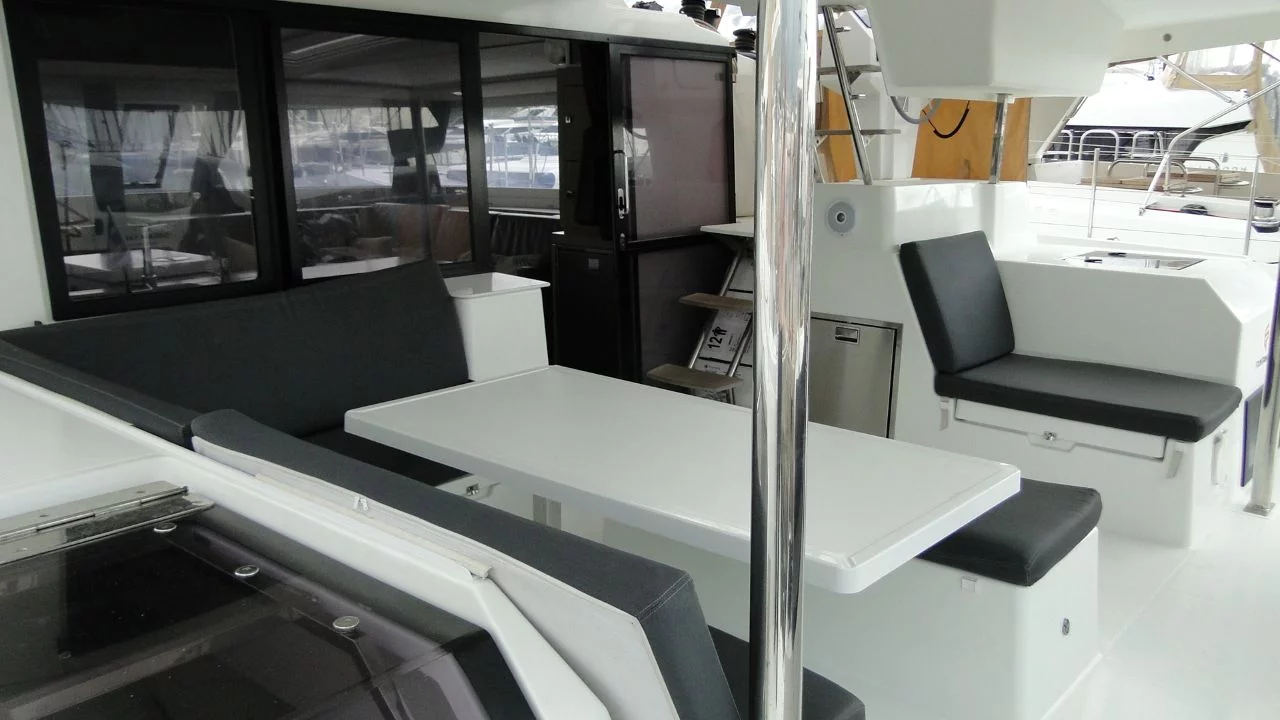 Fountaine Pajot Saona 47 Quintet - 5 + 1 cab. (NEFELI)  - 2
