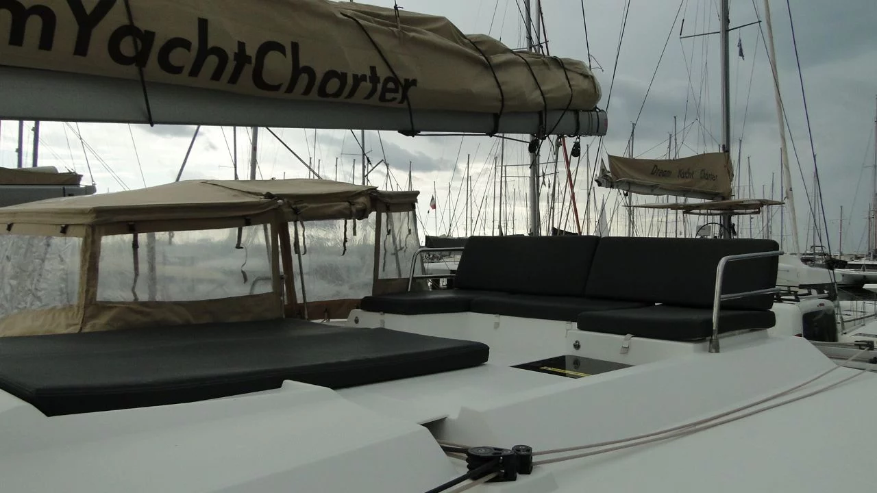 Fountaine Pajot Saona 47 Quintet - 5 + 1 cab. (NEFELI)  - 3
