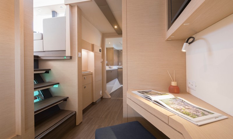 Photo #12 - Fountaine Pajot Astrea 42 - 4 + 2 cab. (BELLA BARCA) in La Paz - 29548