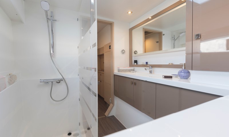 Photo #15 - Fountaine Pajot Astrea 42 - 4 + 2 cab. (BELLA BARCA) in La Paz - 29548