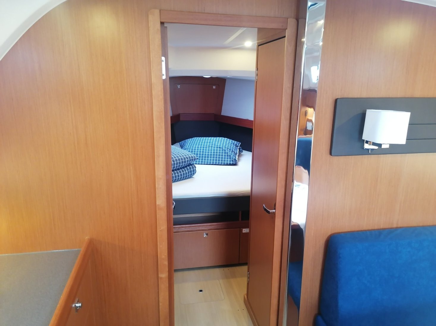 Photo #5 - Bavaria Cruiser 41 - 3 cab. (Virginia) in Pula - 29606